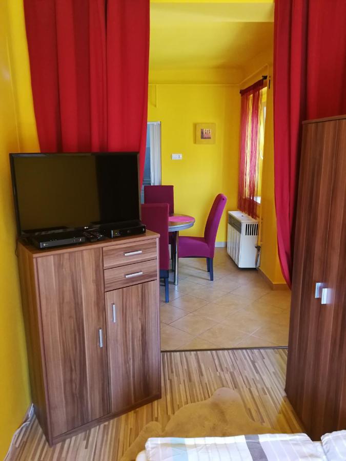 Zso-Zé Apartman Tiszafüred Extérieur photo