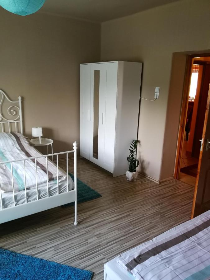 Zso-Zé Apartman Tiszafüred Extérieur photo