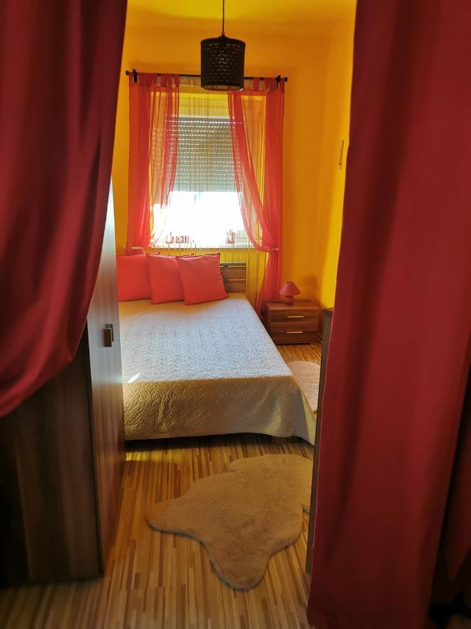 Zso-Zé Apartman Tiszafüred Extérieur photo